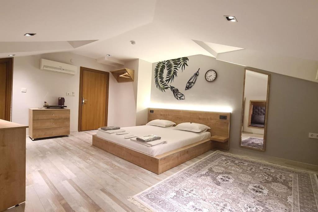 Social House Mil Hotel Istanbul Exterior photo